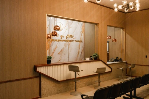 ކުޅުދުއްފުށި ސިޓީ ކައުންސިލް އިދާރާގެ އޮފީސް އިމާރާތުގެ އެތެރެ މަރާމާތު ކުރުން